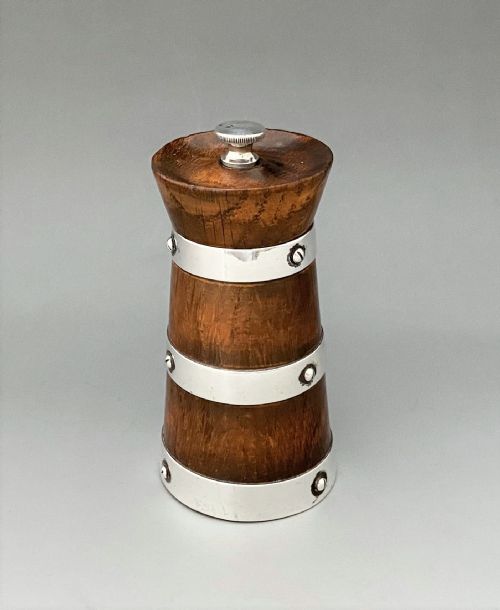fig 1. A lovely George V silver mounted pepper grinder