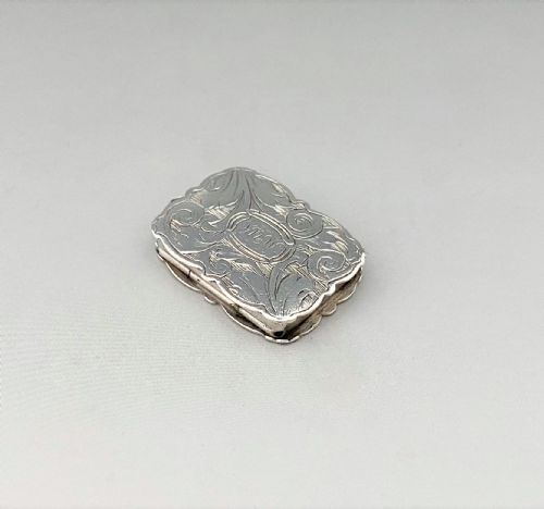 fig 1. A charming small early Victorian silver vinaigrette