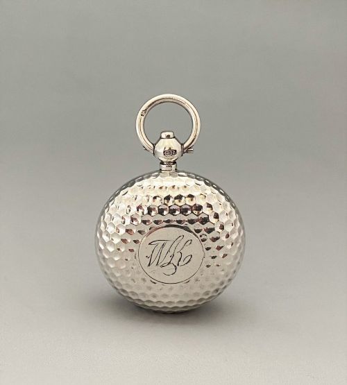 A Novelty Edwardian 'Golf Ball' Silver Sovereign Case