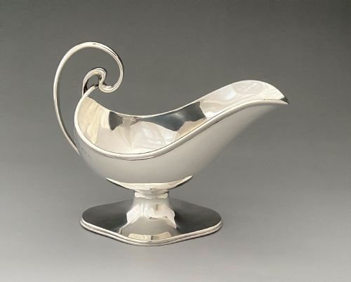 A Stylish Edwardian Art Nouveau Silver Sauce Boat