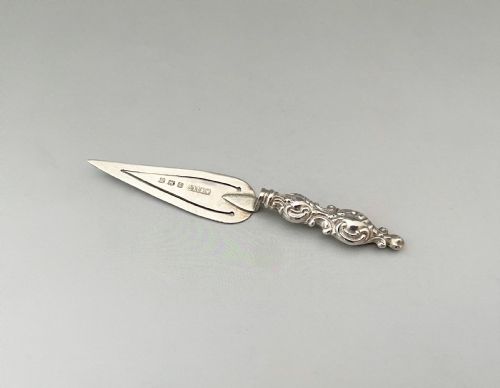A Collectible Edwardian All Silver Trowel Bookmark
