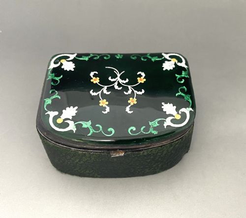A charming Georgian inlaid trinket Box