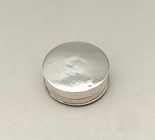 fig 1. A Charming 18th Century Silver Patch Box