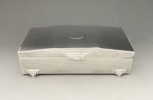 fig 1. A fabulous Art Deco silver cigarette box