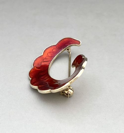 fig 1. A gorgeous Norwegian Silver Gilt & Enamel Brooch