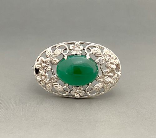An Attractive Late Victorian Silver Brooch