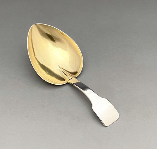 fig 1. A gorgeous Georgian silver caddy spoon