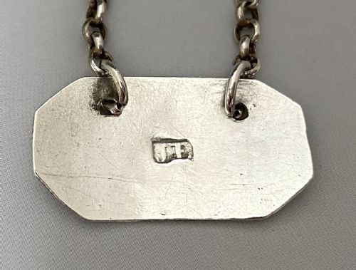A RARE SCOTTISH PROVINCIAL SILVER GIN LABEL - ADDITIONAL PHOTO 3