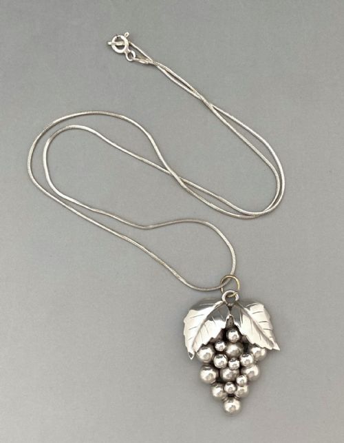 An Attractive Mid Century Danish Silver Pendant & Necklace