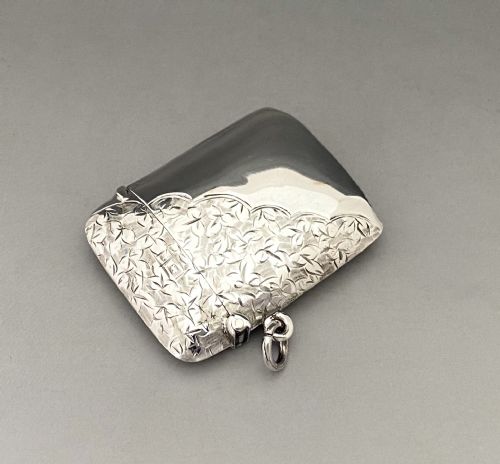 fig 1. An appealing Edwardian Silver Vesta