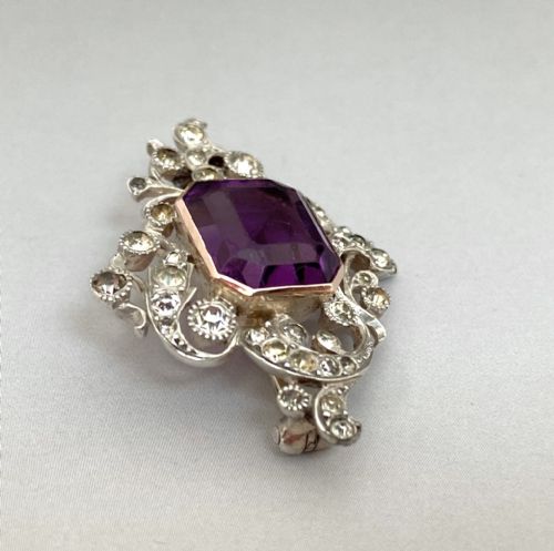 fig 1. A stunning silver brooch set with gold mounted Amethyst