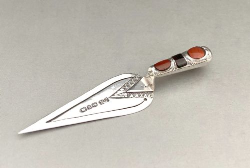 A Superb Victorian Agate & Silver Trowel Bookmark