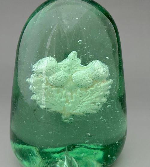 A RARE VICTORIAN GLASS DUMP WITH THISTLE SULPHIDE - ADDITIONAL PHOTO 3