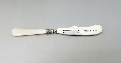 fig 1. A rare novelty Victorian silver 'butter knife' bookmark