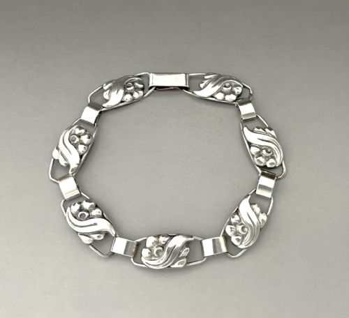 An Attractive Mid Century Silver Bracelet by John Lauritzen