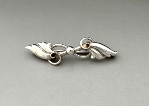 fig 1. An attractive mid century silver brooch by John Lauritzen