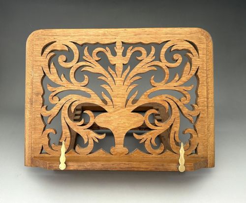 fig 1. An excellent Victorian golden oak reading stand