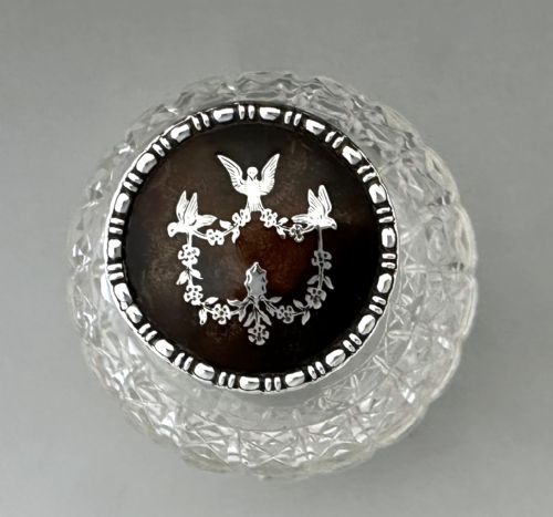 A GEORGE V SILVER TORTOISESHELL COLOGNE PERFUME BOTTLE - ADDITIONAL PHOTO 4