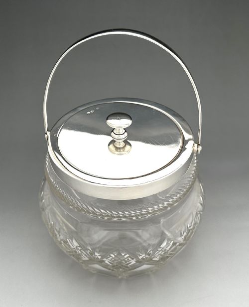A LOVELY GEORGE V SILVER MOUNTED BISCUIT BARREL - ADDITIONAL PHOTO 1