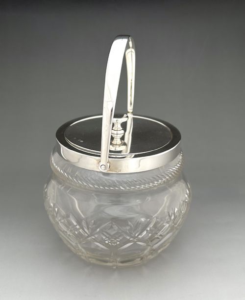 A LOVELY GEORGE V SILVER MOUNTED BISCUIT BARREL - ADDITIONAL PHOTO 2