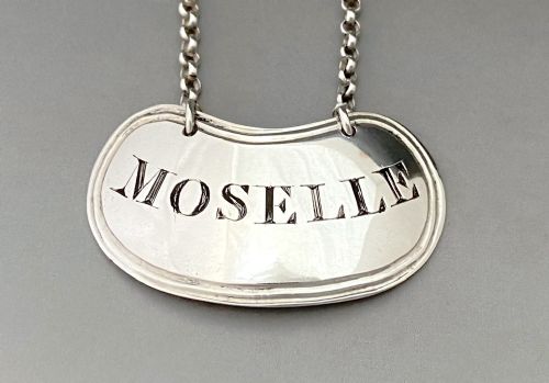 A RARE GEORGIAN SILVER MOSELLE DECANTER LABEL - ADDITIONAL PHOTO 1