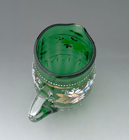 A LOVELY ENAMEL PAINTED GILDED VICTORIAN GLASS JUG - ADDITIONAL PHOTO 2