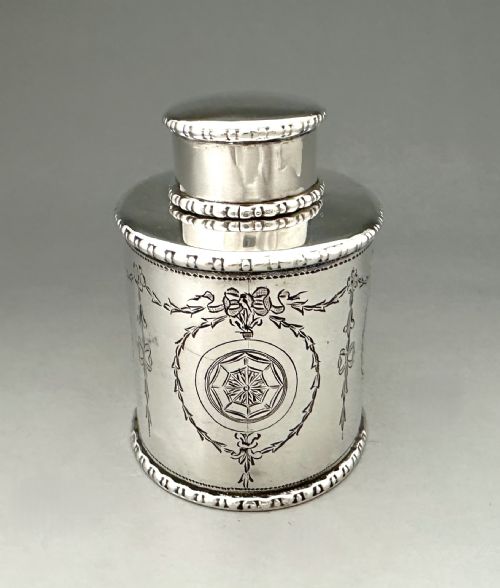 A CHARMING CHESTER SILVER TEA CADDY - ADDITIONAL PHOTO 3