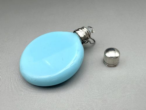 A VICTORIAN SILVER BLUE OPALINE GLASS SCENT BOTTLE - ADDITIONAL PHOTO 5