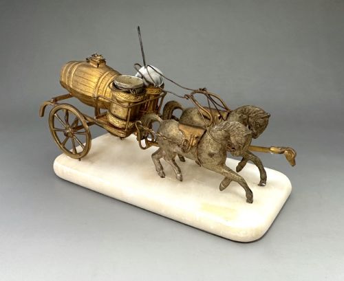 A WONDERFUL FRENCH PALAIS ROYAL HORSE DRAWN SEWING COMPANION - ADDITIONAL PHOTO 1