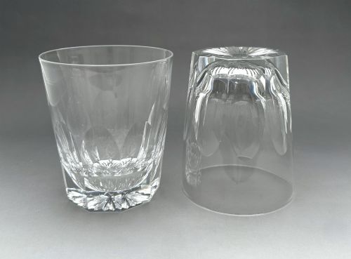 A PAIR OF EARLY 20TH CENTURY LARGE CUT GLASS WHISKY TUMBLERS - ADDITIONAL PHOTO 4