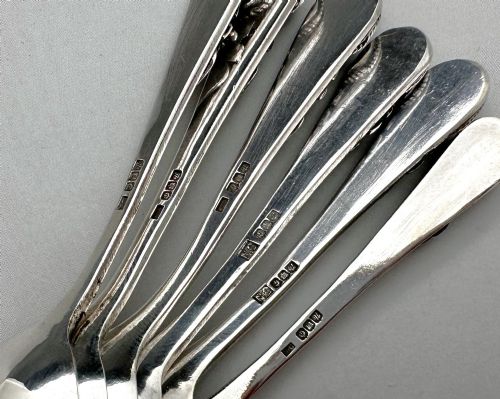 AN ARTS CRAFTS BOXED SET OF SCOTTISH SILVER DEMITASSE SPOONS SET WITH SEMIPRECIOUS STONES - ADDITIONAL PHOTO 7