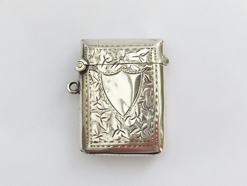 A handsome George V silver vesta.