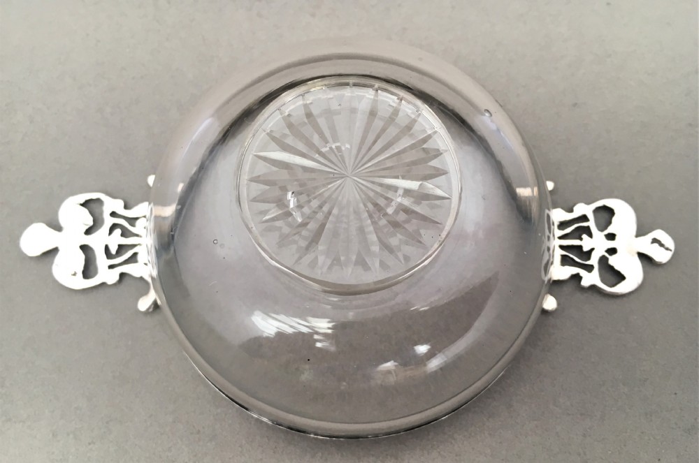 A pair of silver mounted Victorian trinket dishes. View IV