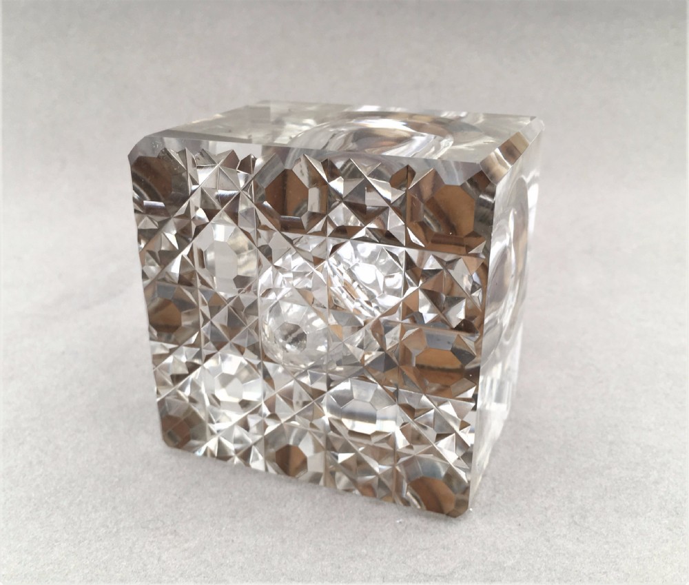 A Stunning Edwardian silver inkwell & Stand by Goldsmiths & Silversmiths. View XIII