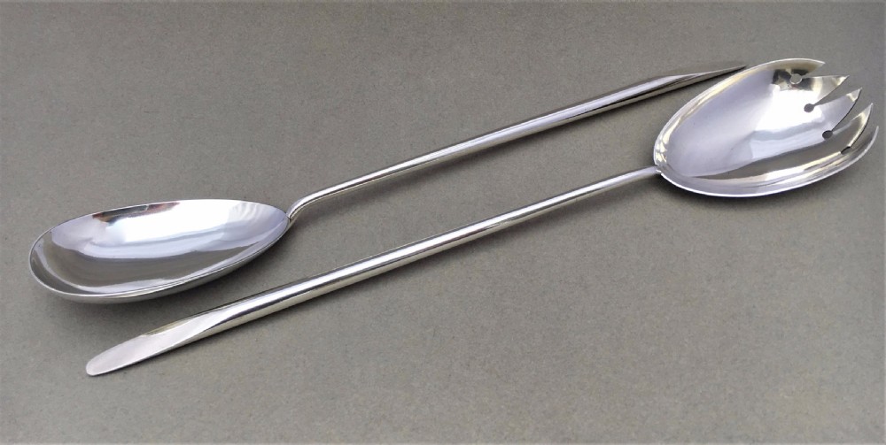 A Stylish pair of Victorian silver salad servers