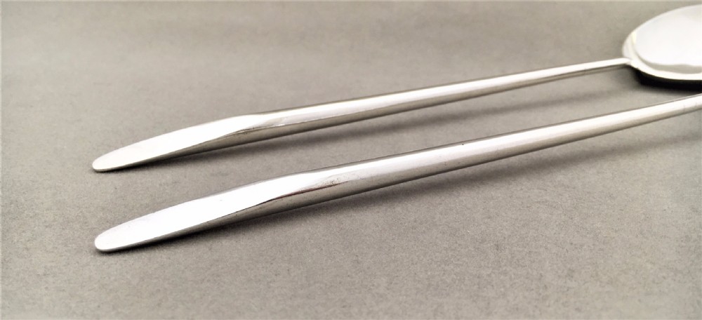 A Stylish pair of Victorian silver salad servers View III