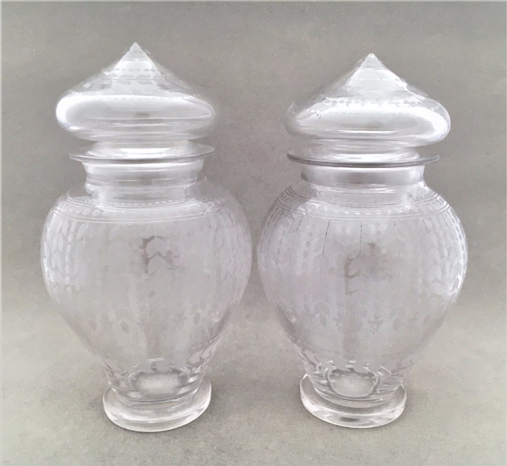 An exquisite Victorian Elkington silver plated preserve jar stand with etched jars View X