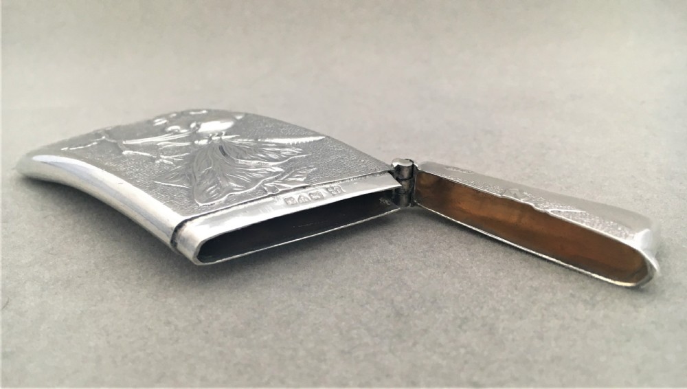 A fabulous Edwardian naturalistic silver card case View IV