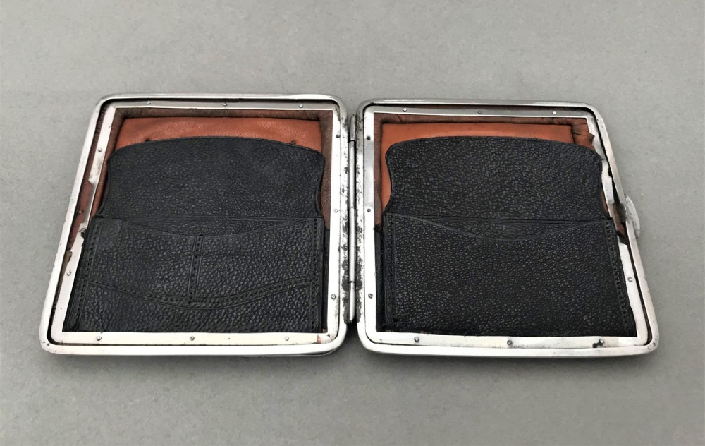 A gorgeous silver mounted purse View VI