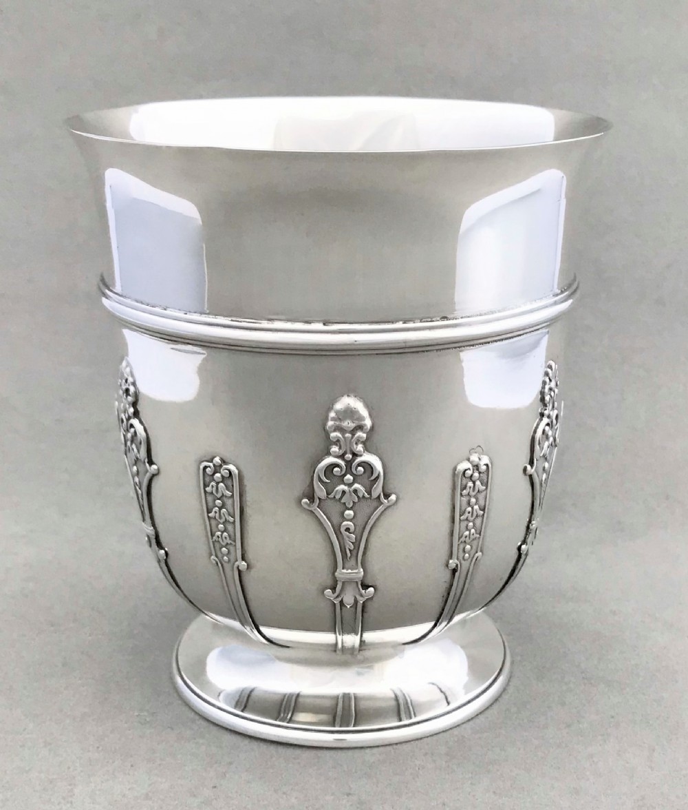 A quality Victorian silver vase