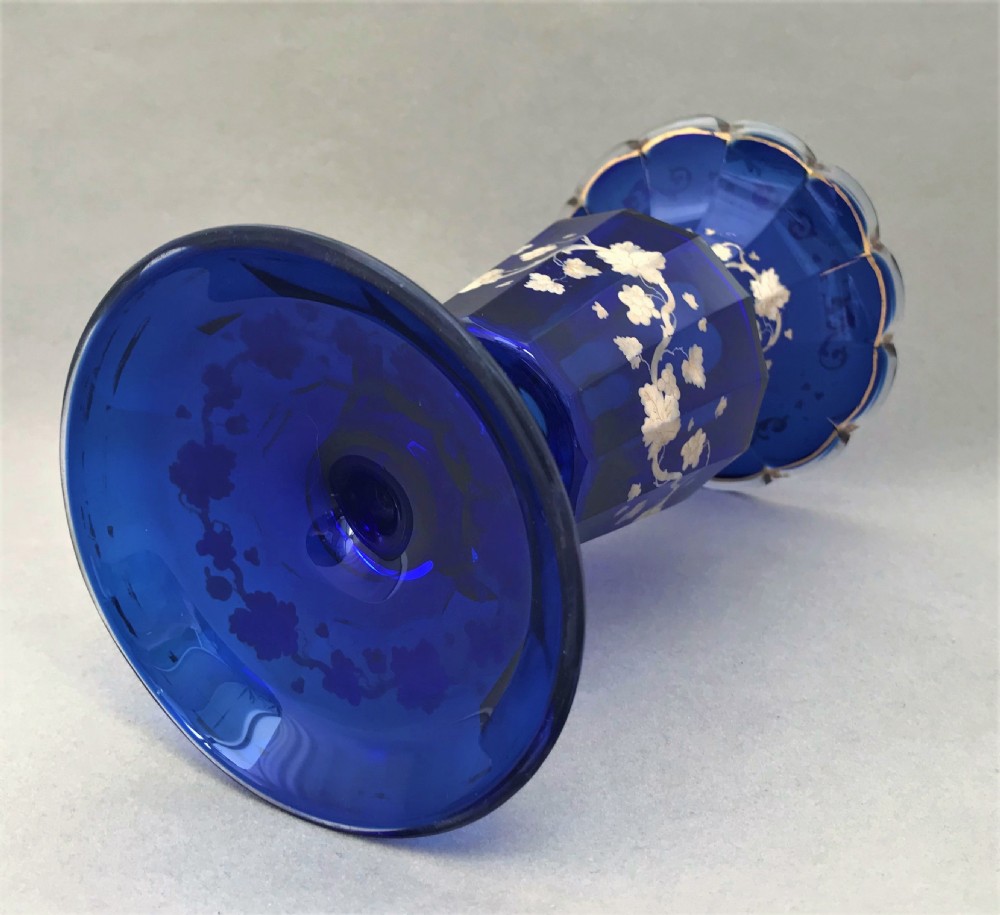 A beautiful early Victorian flower vase View VI