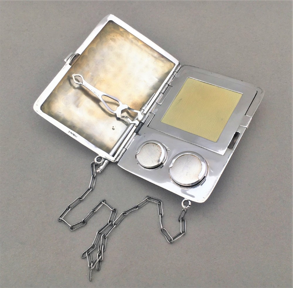 A sterling silver multi purpose card case View V