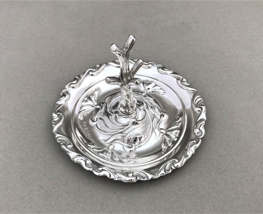 A lovely Edwardian Chester silver ring tree View II