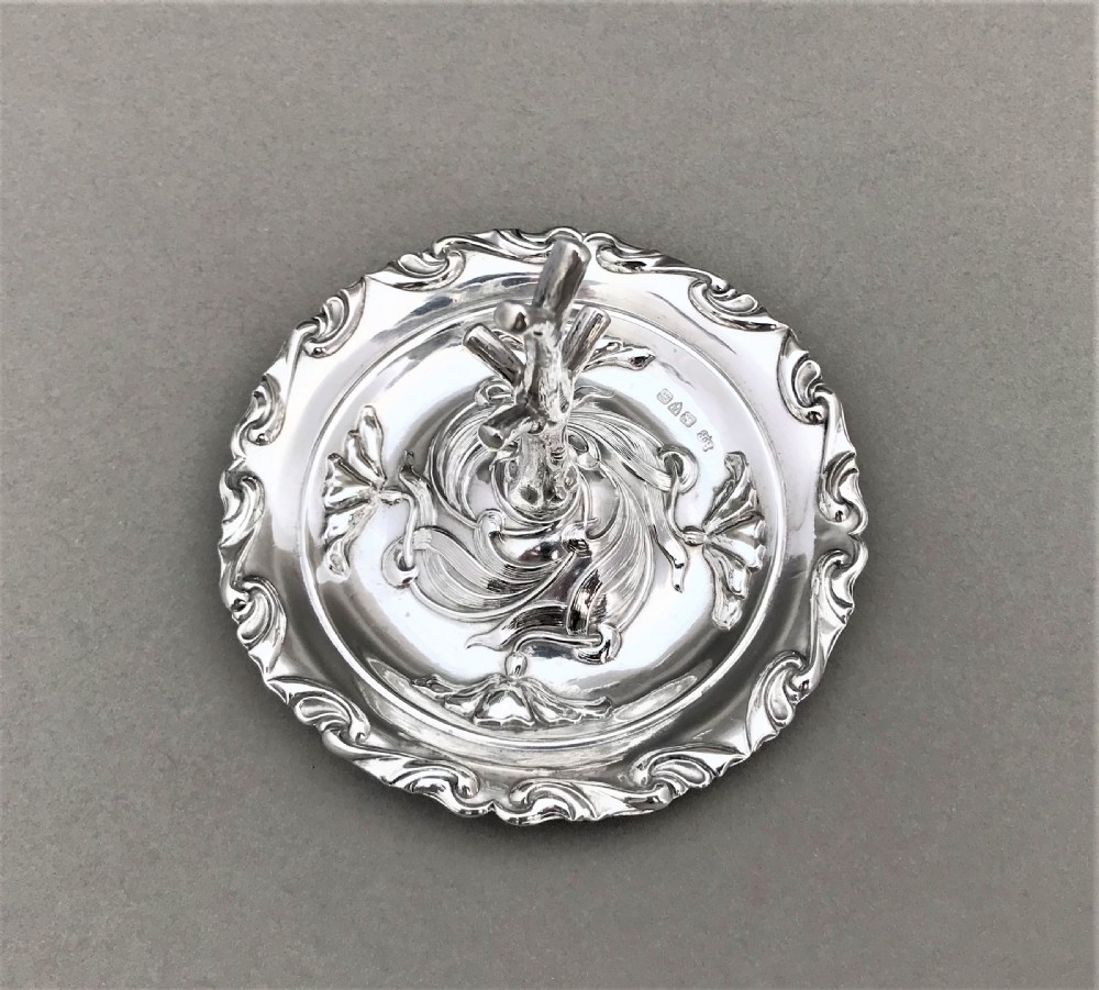 A lovely Edwardian Chester silver ring tree View III