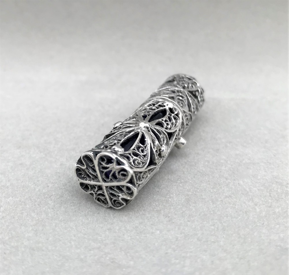 A stunning Georgian silver filigree scent flask View V