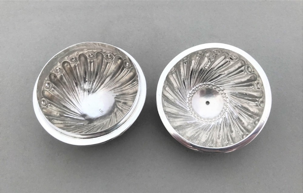 A rare William Comyns silver string box View VII