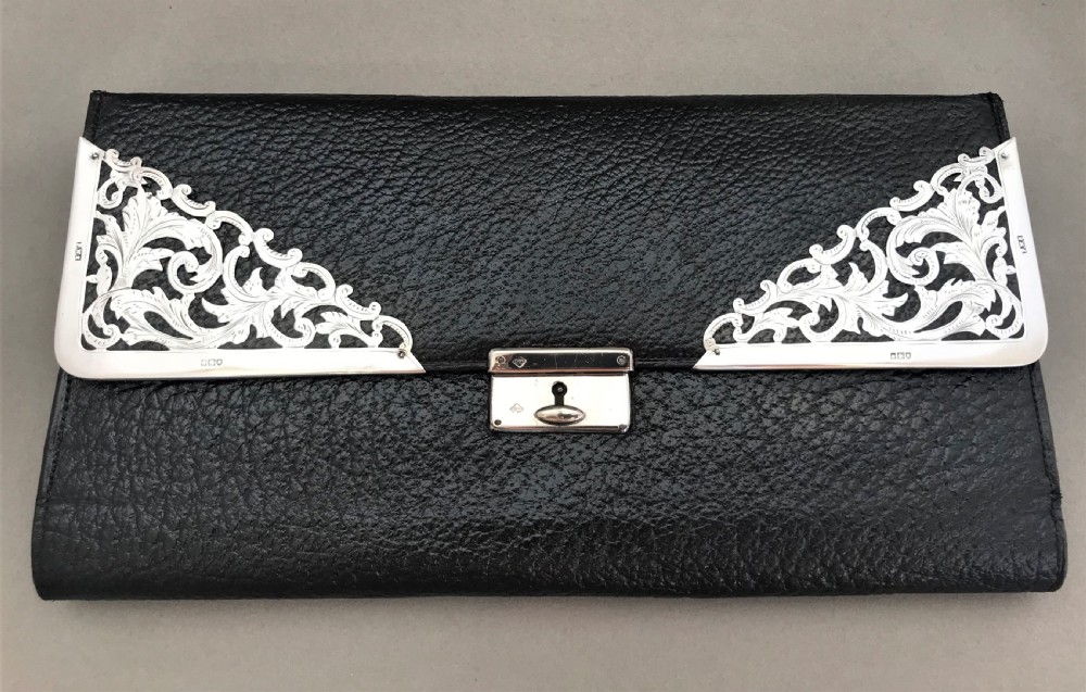 A wonderful and rare silver mounted Edwardian Ladies pocketbook View V