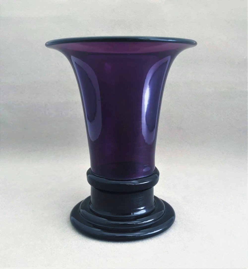 A rare Georgian amethyst flower vase View II