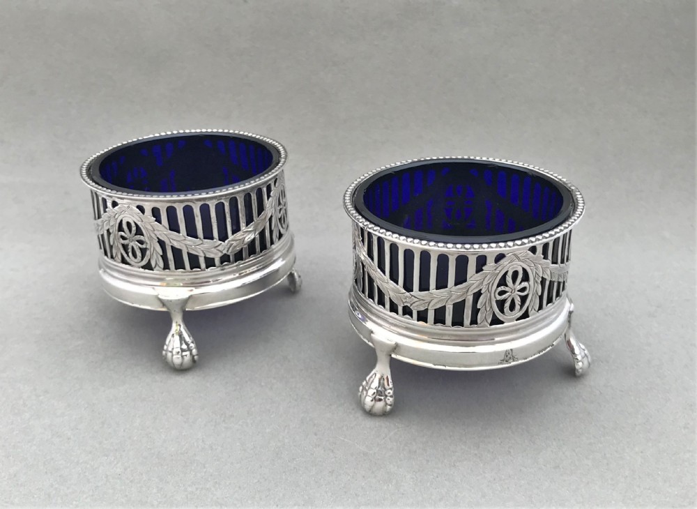 A superb pair of 18th Century silver condiment tubs View III