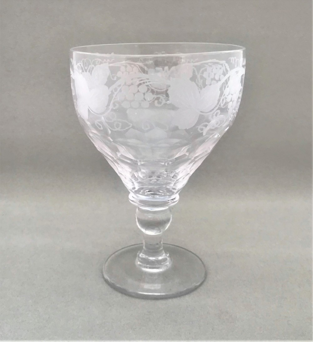 A handsome Victorian fruiting vine etched rummer
